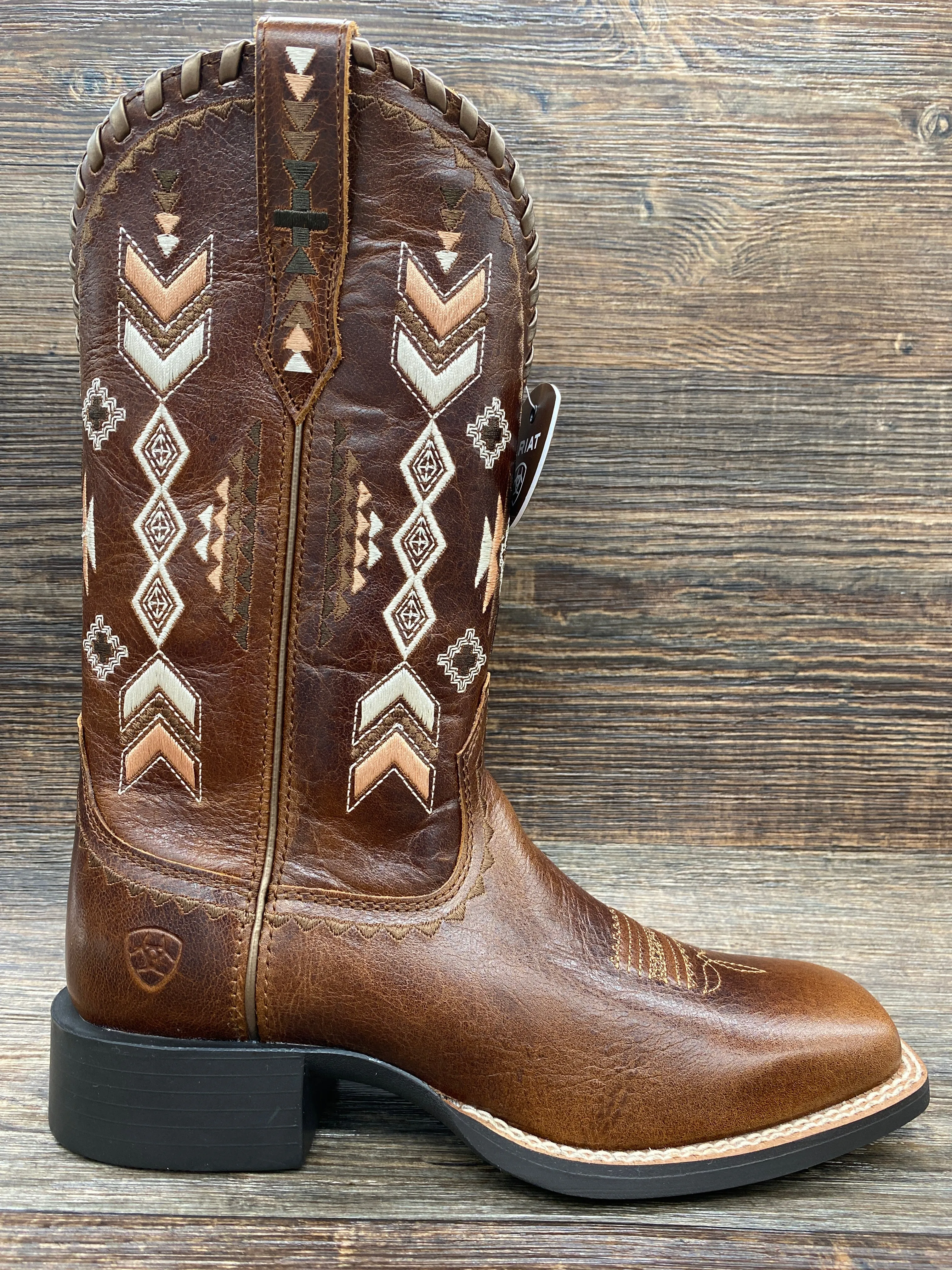 10038327 Women's Round Up Skyler Square Toe Western Boot by Ariat