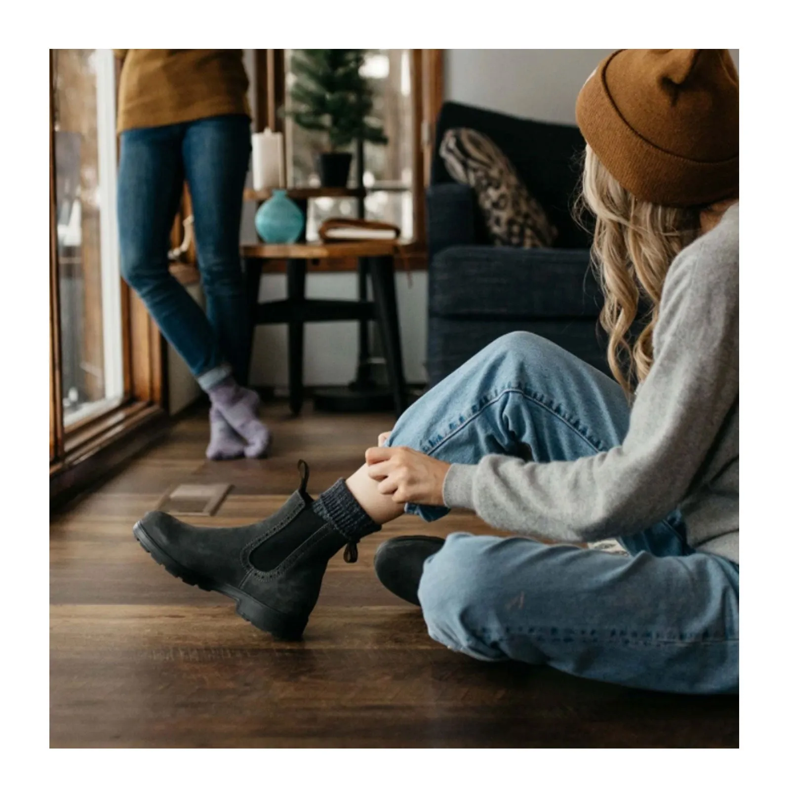 Blundstone 1630 High Top Chelsea Boot (Women) - Rustic Black