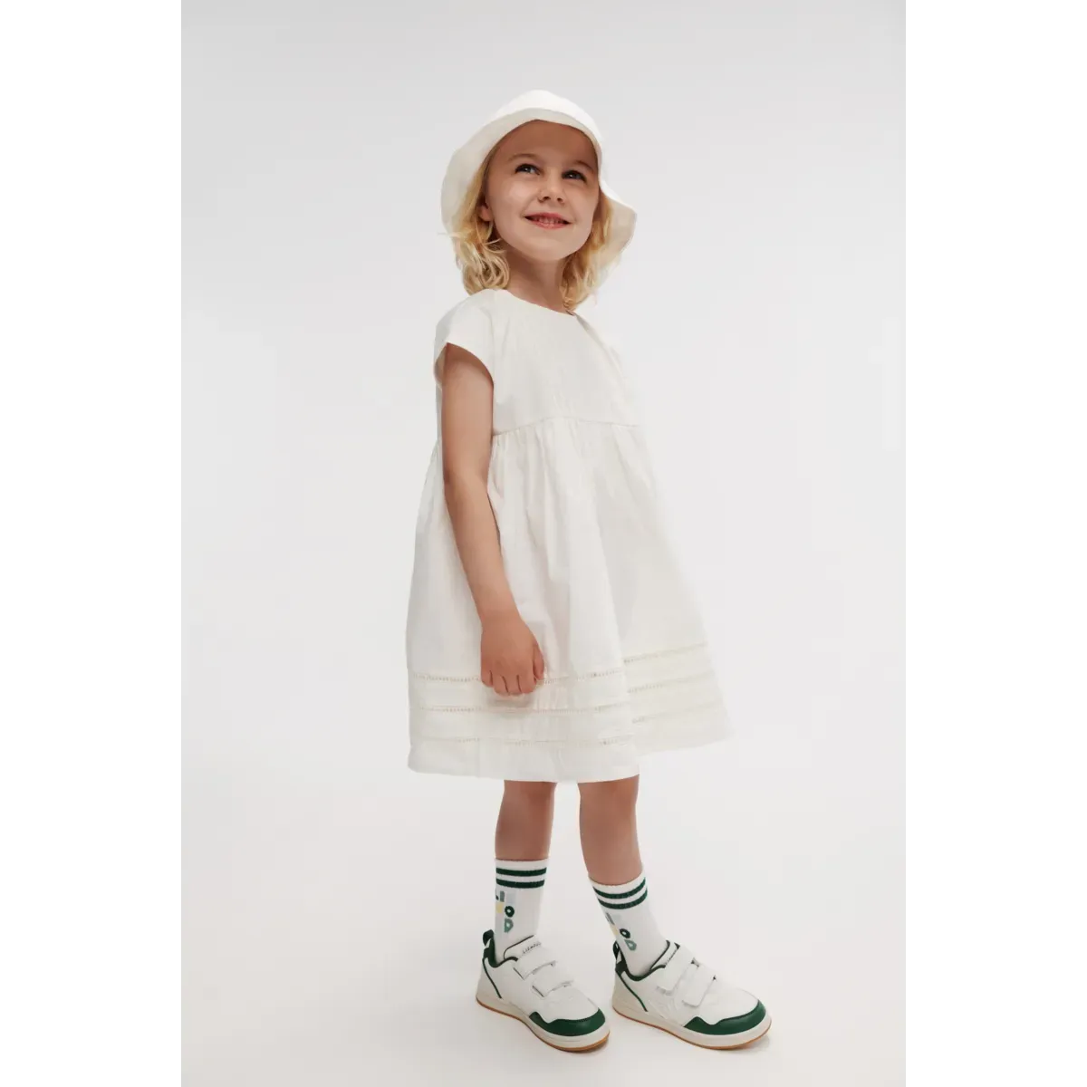 CLAUDINA SNEAKERS