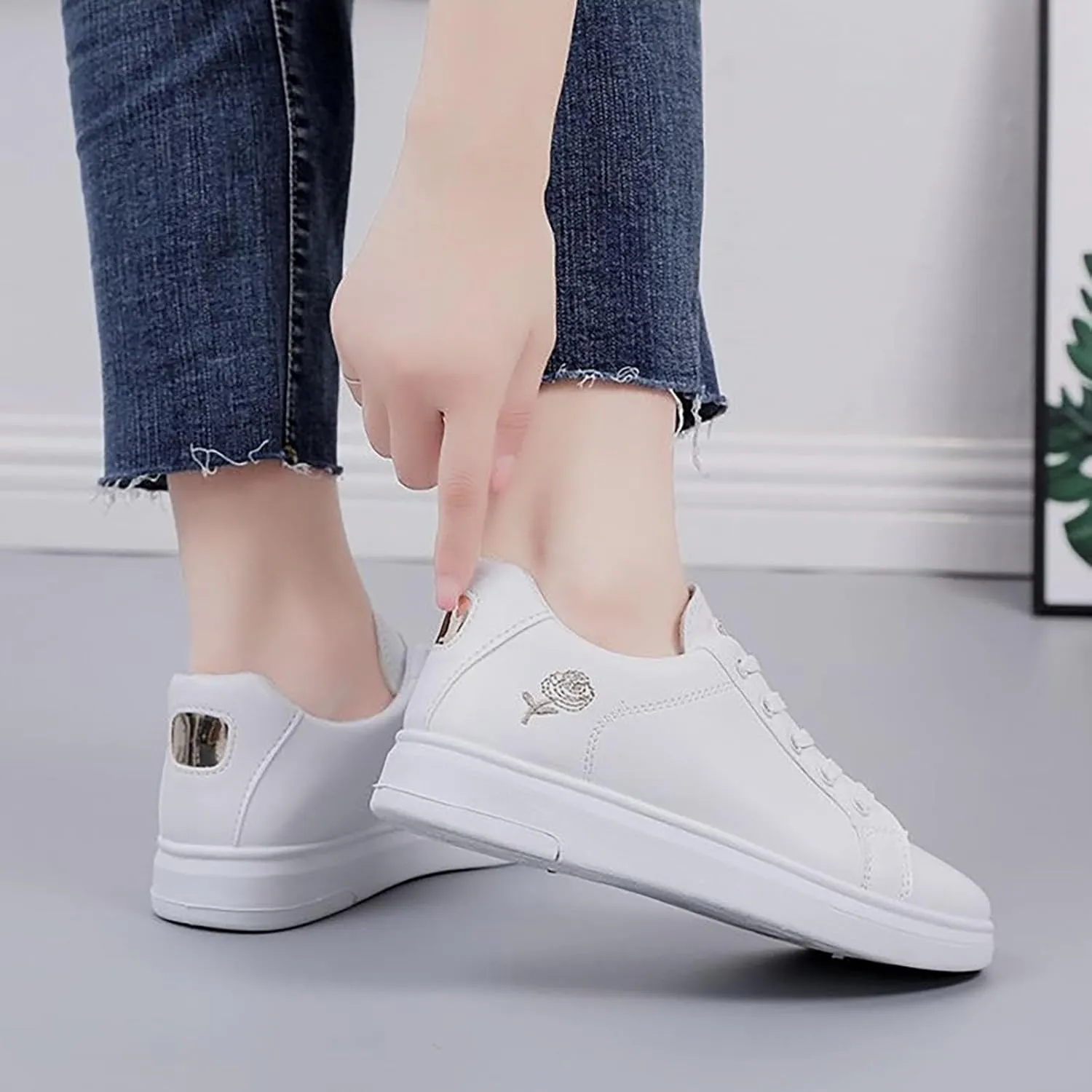 Comfortable Walking Shoes Women Lace Up Faux Pu Leather Workout Sneakers Outdoor Fashion Non Slip Sports Shoes