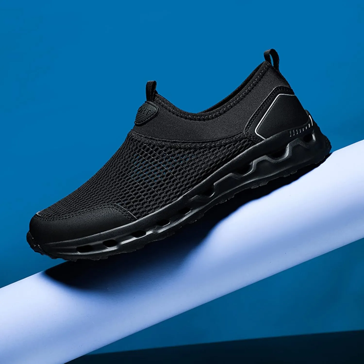 Men's Non Slip Barefoot Minimalist Shoes Breathable Casual Comfortable Walking Sneaker Memory Foam Hiking Shoes