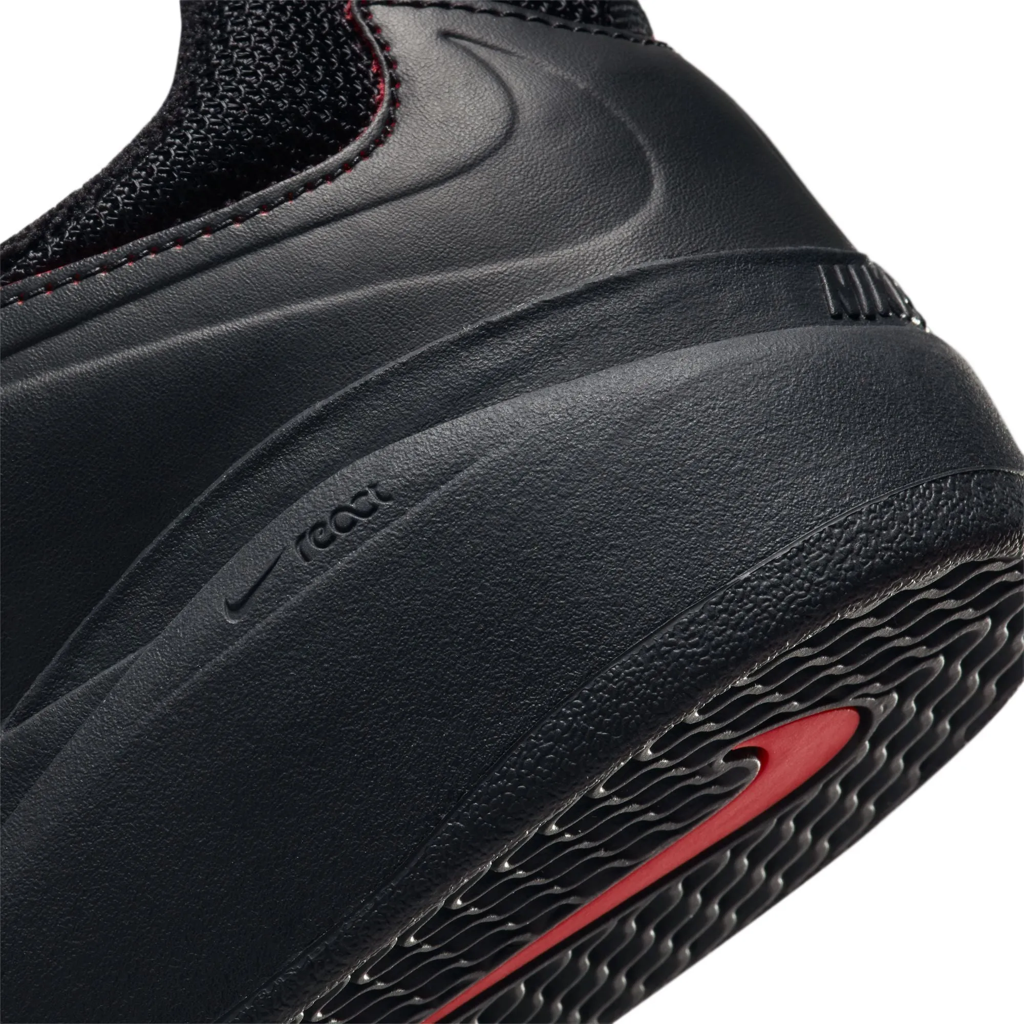 Nike SB Ishod PRM (Black/University Red-Black)