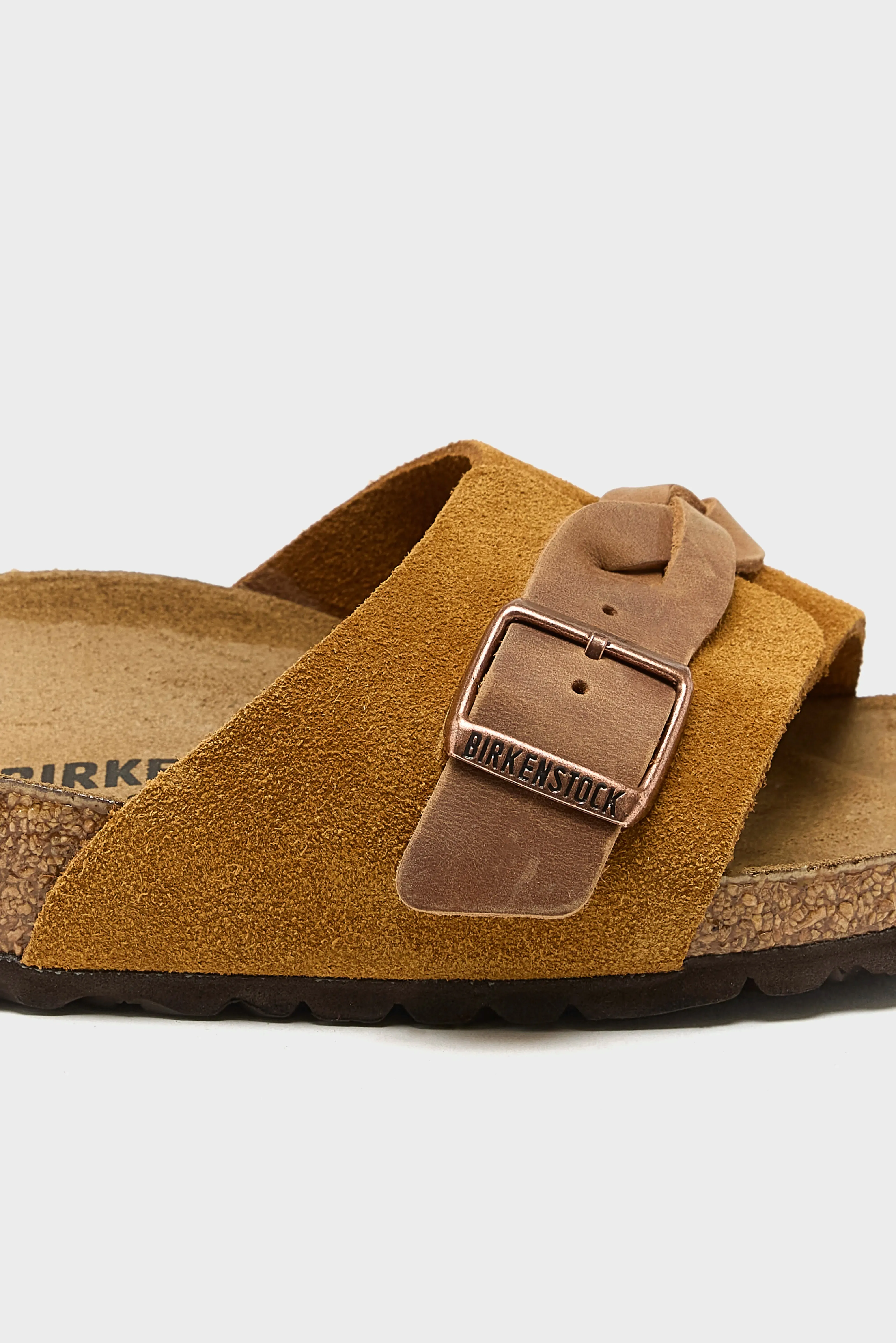 Oita Braided Suede for Women  (251 / W / BROWN)