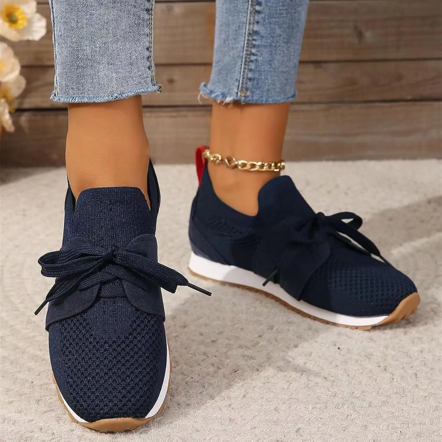 Running Shoes For Women Slip-on Walking Shoes Breathable Upper Gym Workout Fashion Sneakers Comfortable Tennis Shoes