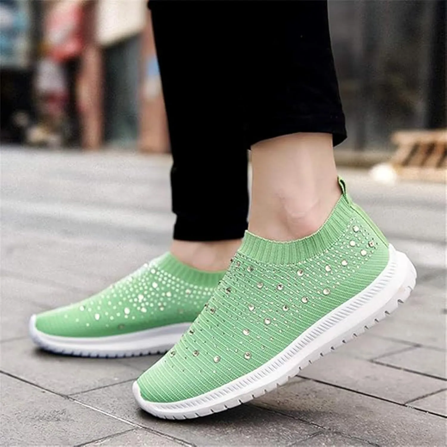 Women's Shoes Sneakers Comfortable Lightweiht Slip On Athletic Shoes Casual Fashion Non Slip Walking Workout Shoes